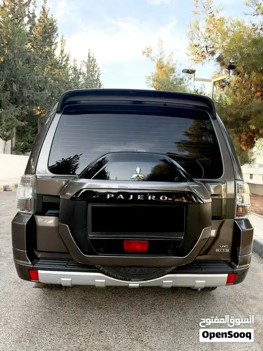 Mitsubishi Pajero 2015 photo 4