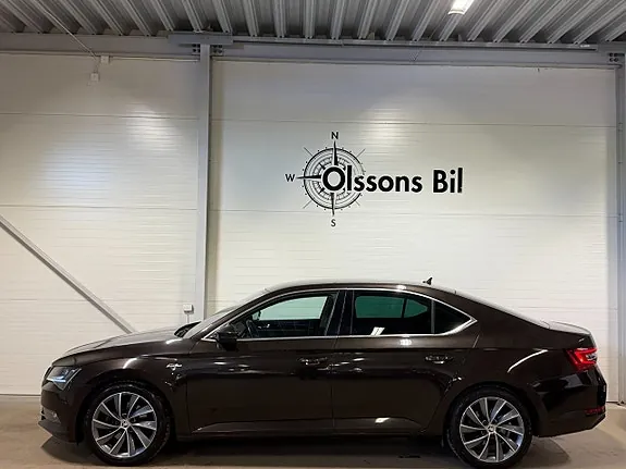 Skoda Superb 2019 photo 3