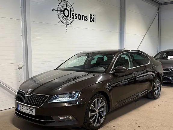 Skoda Superb 2019 photo 2
