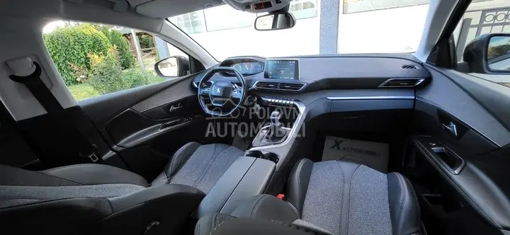 Peugeot 3008 2017 photo 2