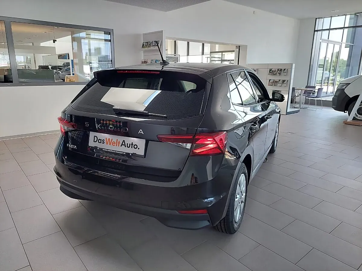 Skoda Fabia 2026 photo 3