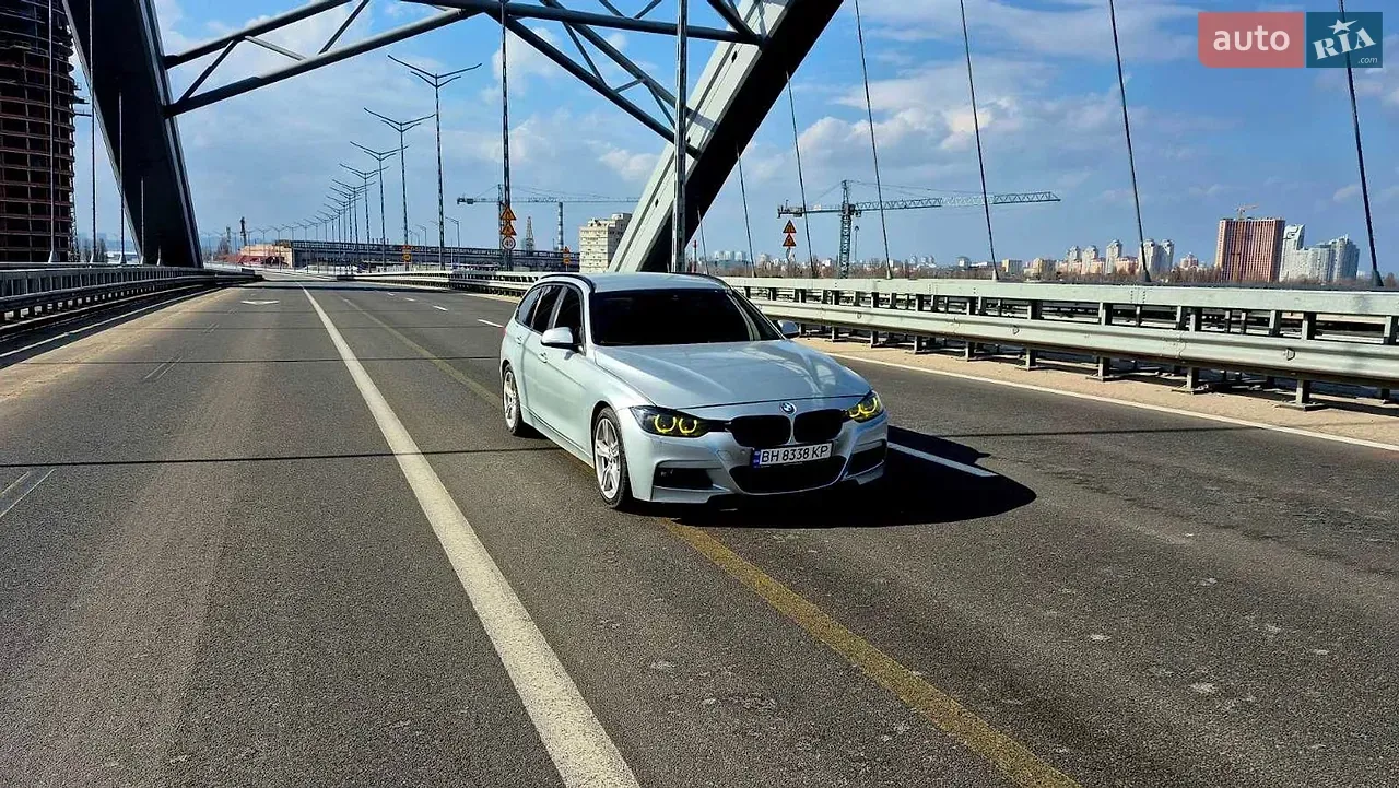 BMW 3 Series 2013 photo 3