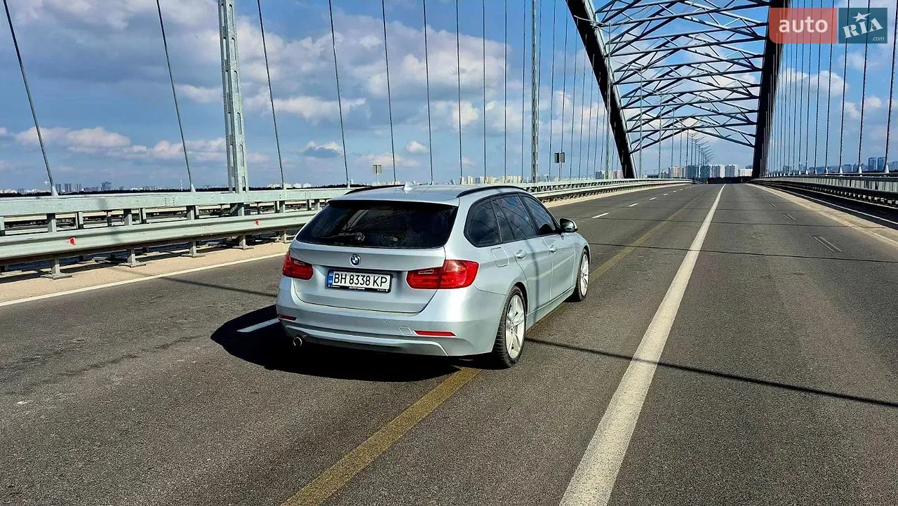 BMW 3 Series 2013 photo 5