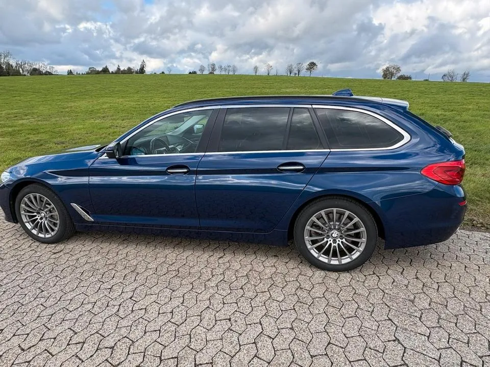 BMW 530I