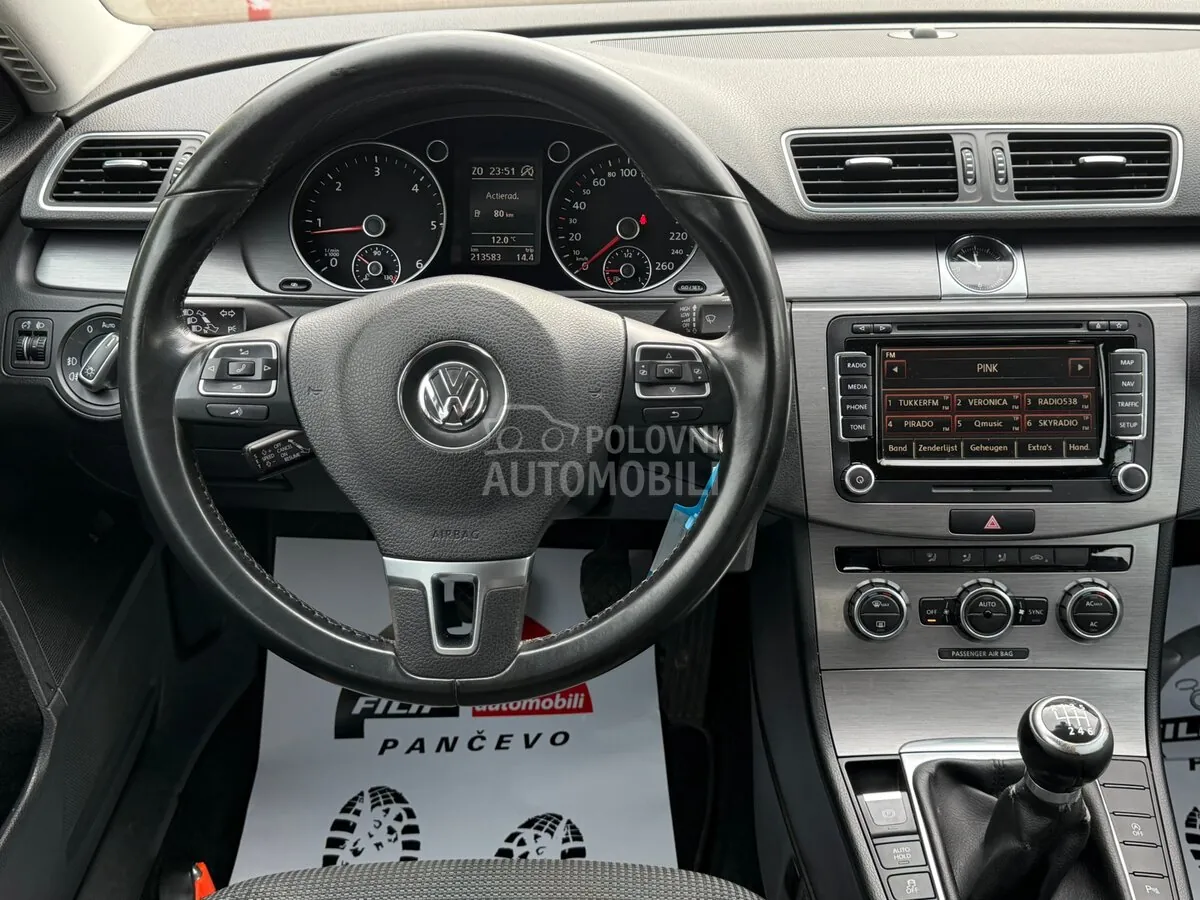 Volkswagen Passat 2012 photo 3
