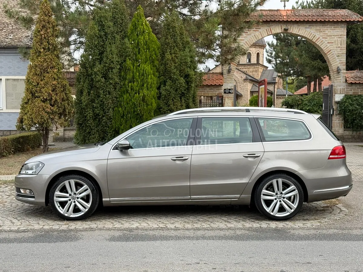 Volkswagen Passat 2012 photo 2
