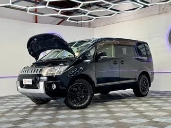 Mitsubishi Delica 2015 photo 4