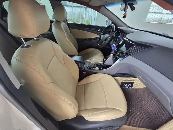 Hyundai Sonata 2010 photo 5