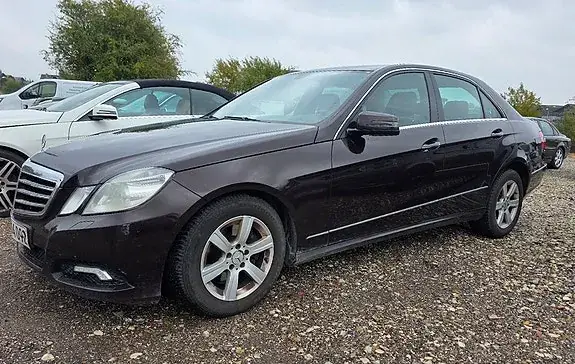 Mercedes-Benz E250