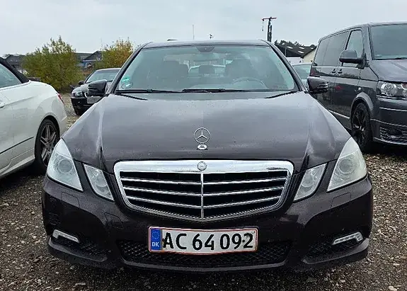Mercedes-Benz E250 2009 photo 2