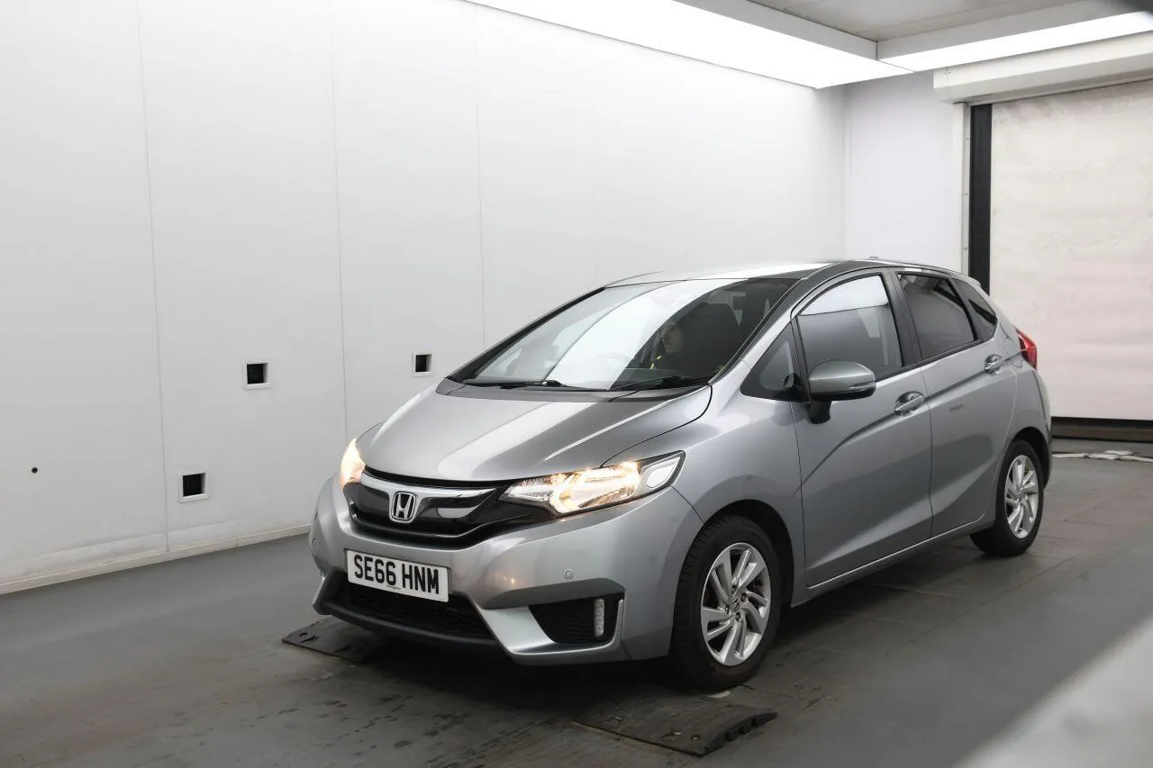 Honda Jazz 2017 photo 2