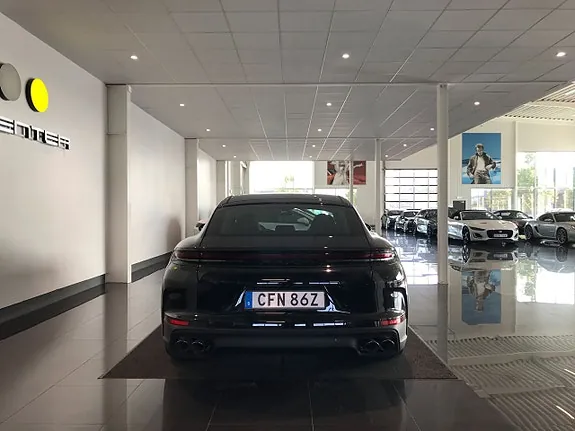 Porsche Panamera 4 2025 photo 4