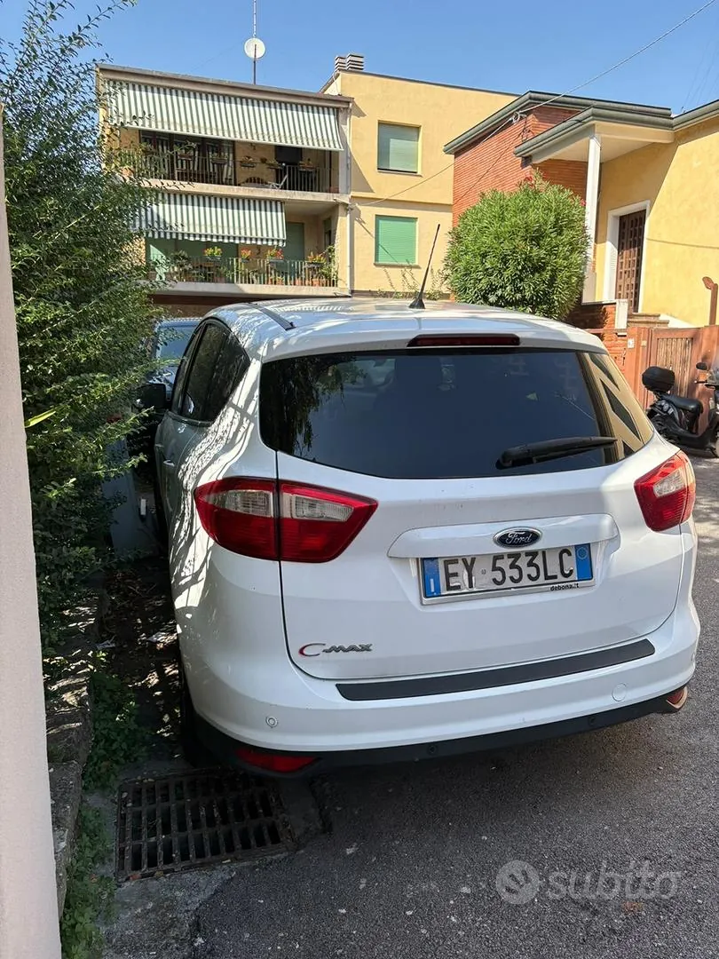 Ford C-Max 2015 photo 2