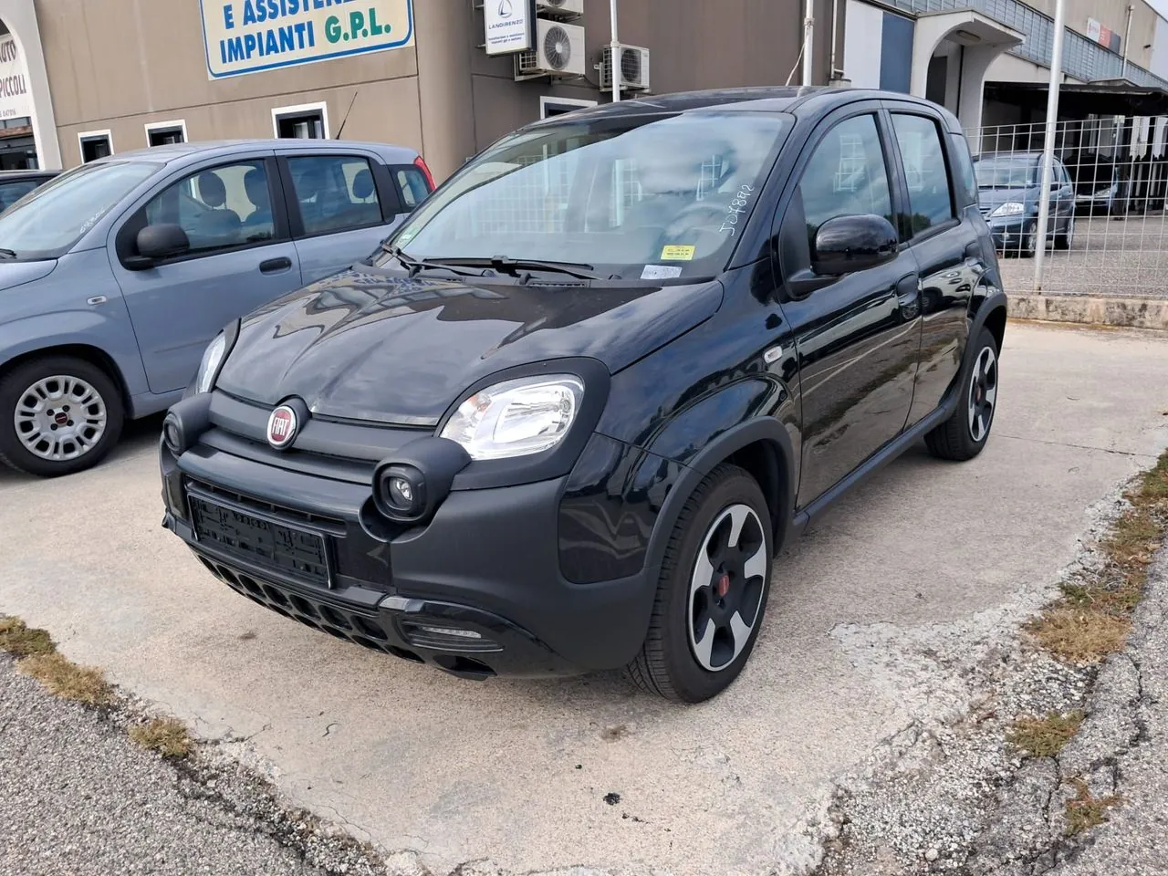 Fiat Panda 2023 photo 2