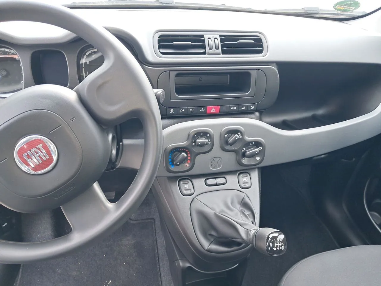 Fiat Panda 2023 photo 4