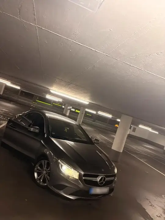 Mercedes-Benz Cla 180