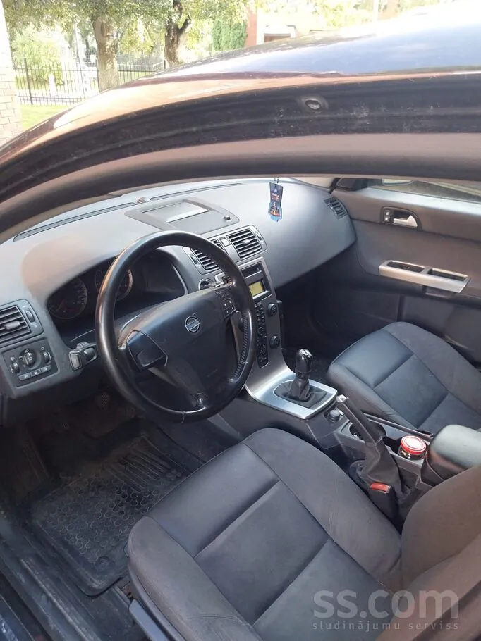 Volvo V50 2005 photo 2