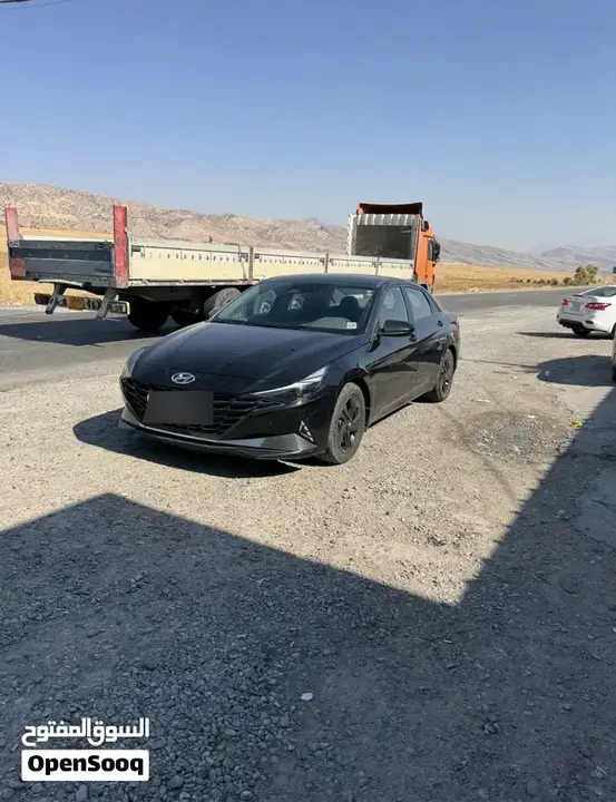 Hyundai Elantra 2023 photo 2