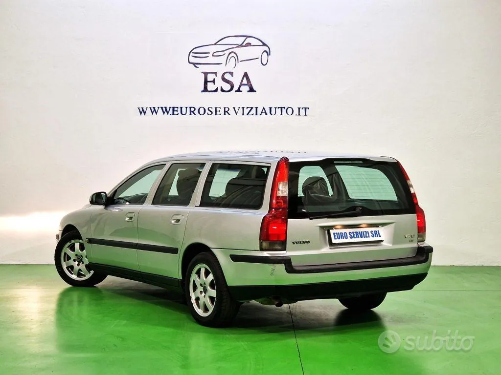 Volvo V70 2002 photo 4