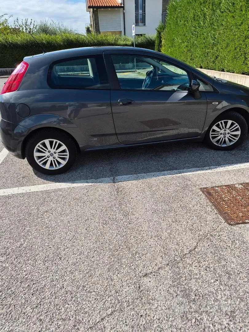 Fiat Punto 2007 photo 3