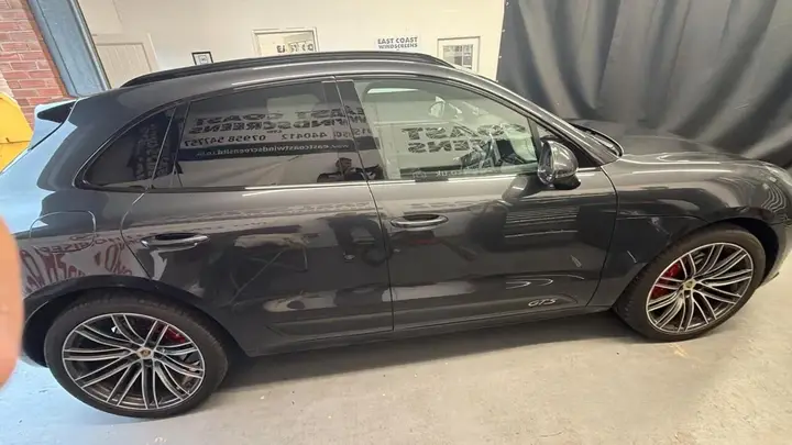 Porsche Macan 2021 photo 3