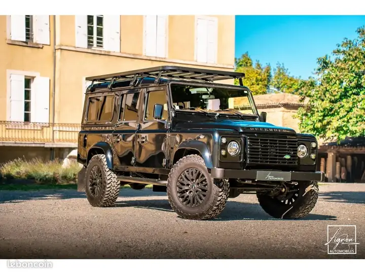 Land Rover Defender 2012 photo 5