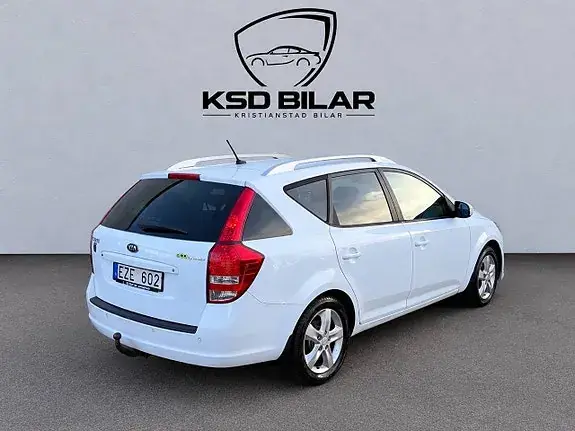Kia Ceed 2012 photo 3