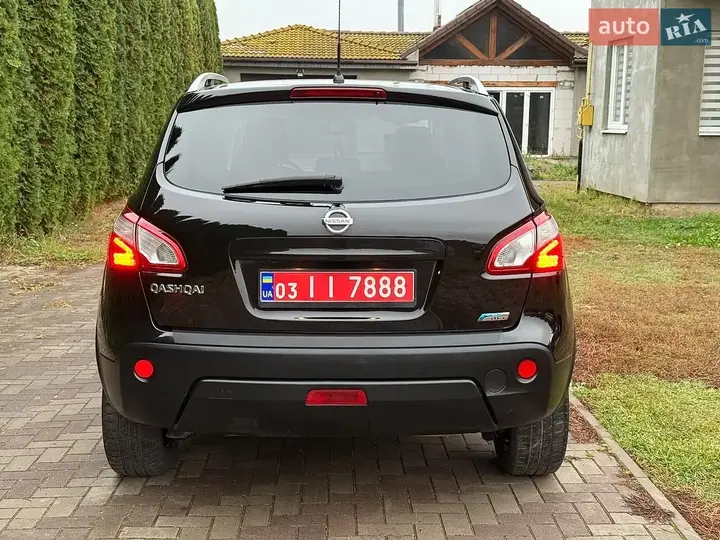 Nissan Qashqai 2013 photo 5