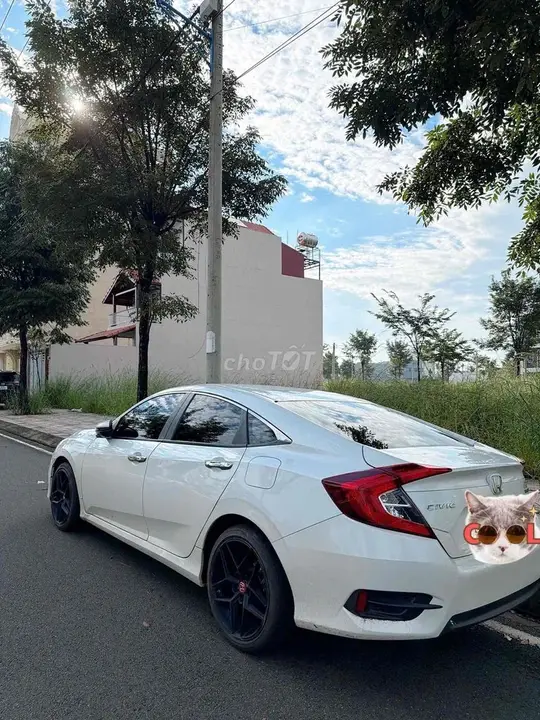 Honda Civic 2021 photo 3
