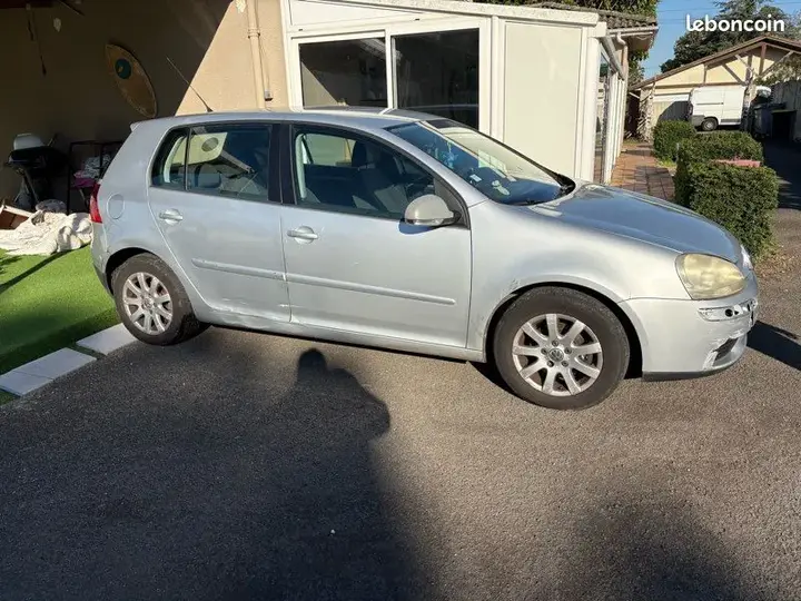 Volkswagen Golf 2007 photo 2