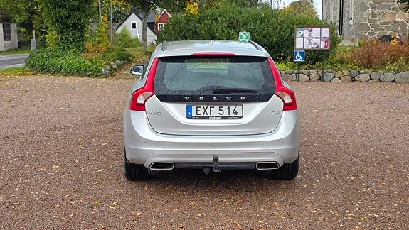 Volvo V60 2015 photo 3