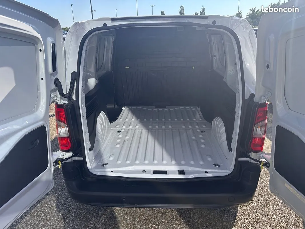 Citroen Berlingo 2025 photo 5