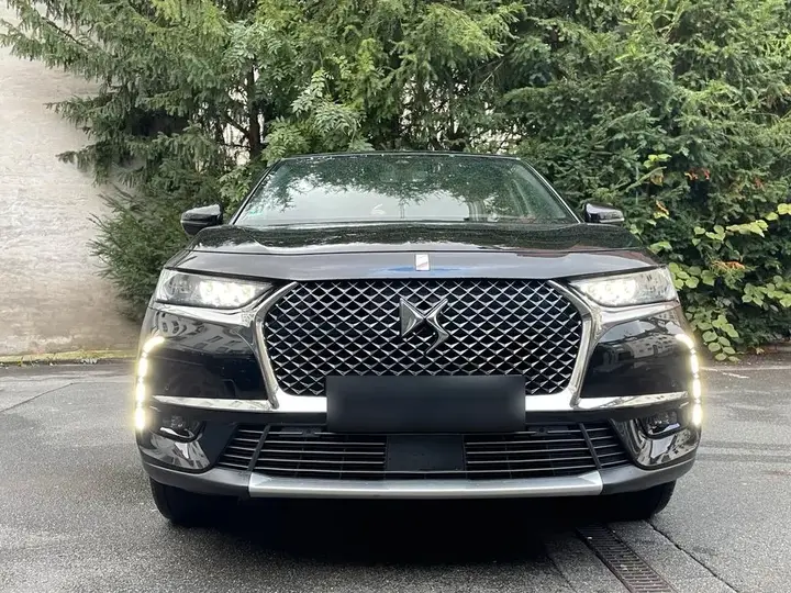 DS Automobiles 7 Crossback