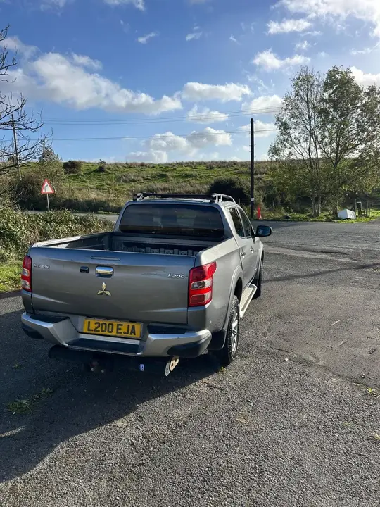 Mitsubishi L200 2017 photo 5