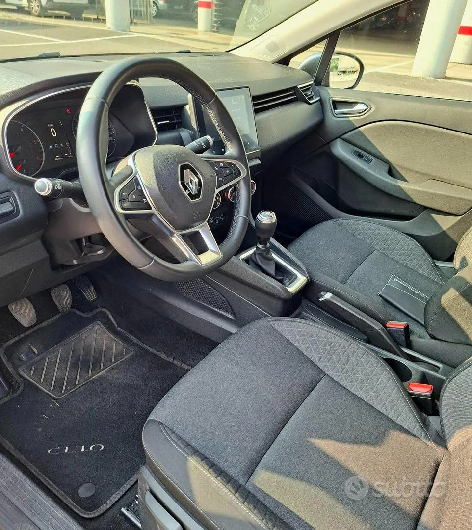 Renault Clio 2020 photo 4