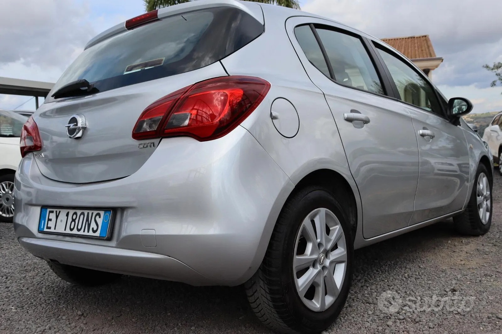Opel Corsa 2015 photo 2