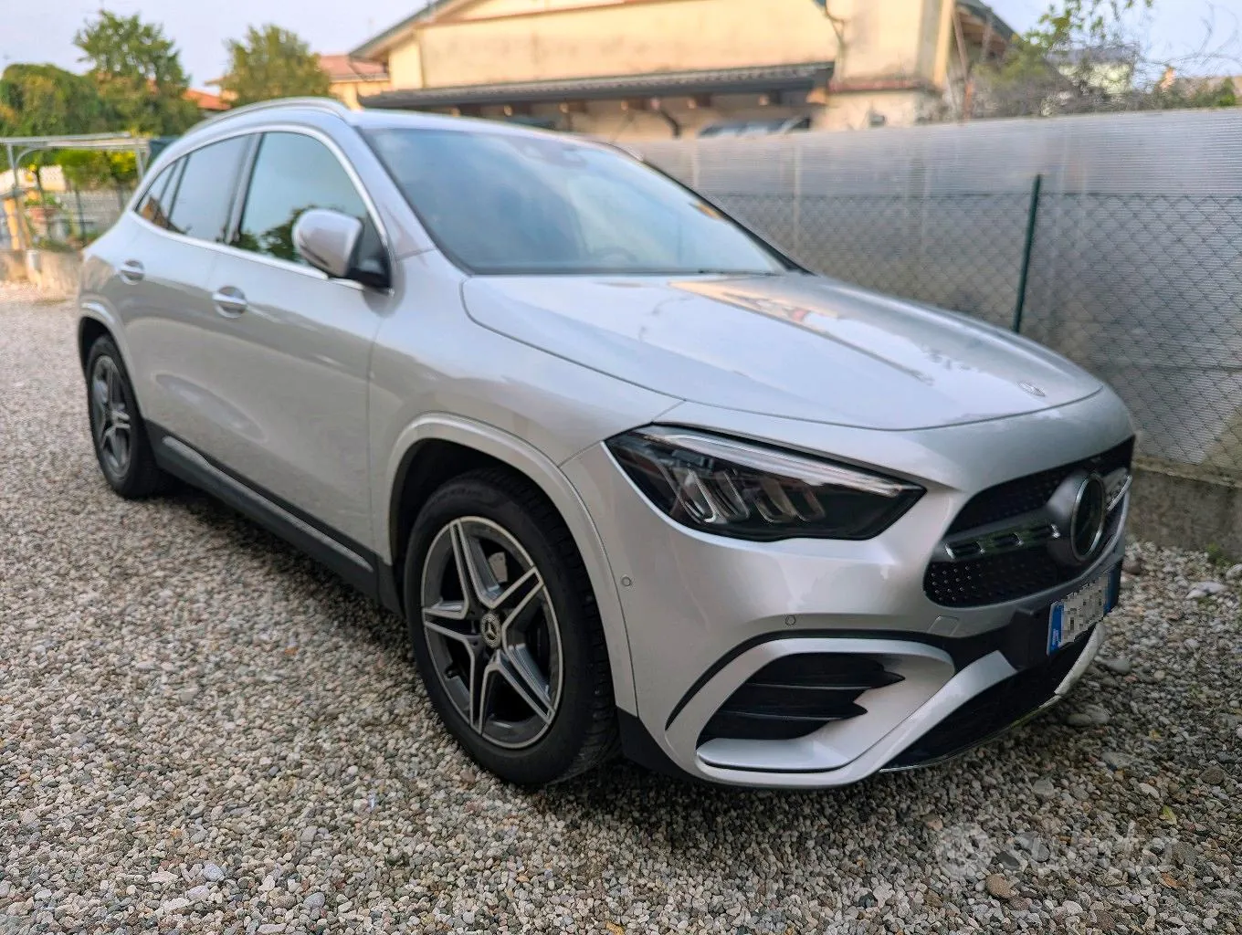 Mercedes-Benz Gla 2024 photo 2