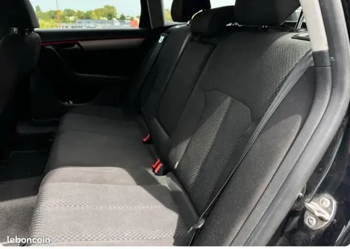 Volkswagen Passat 2012 photo 3