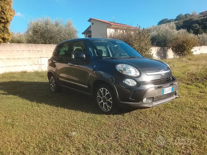 Fiat 500L 2016 photo 2