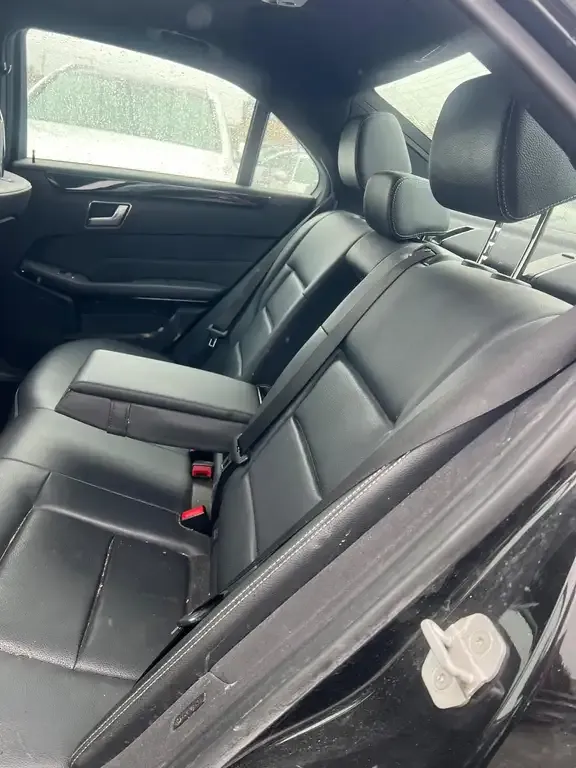 Mercedes-Benz E-Class 2014 photo 5