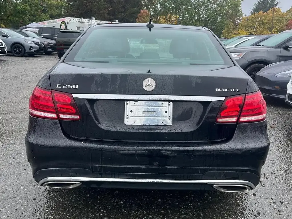 Mercedes-Benz E-Class 2014 photo 3
