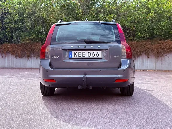 Volvo V50 2010 photo 5