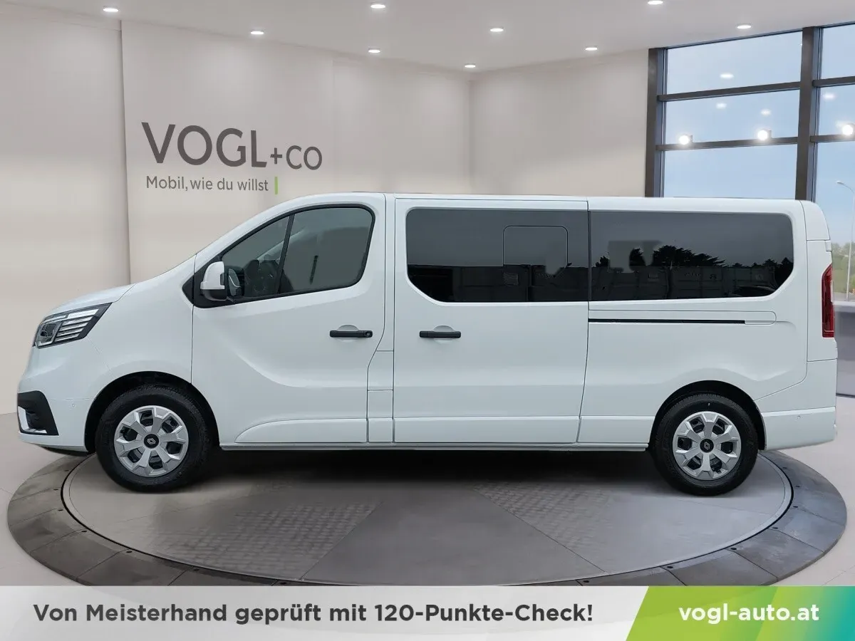 Renault Trafic 2026 photo 2