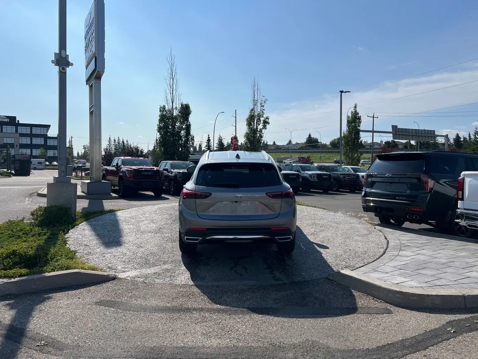 Buick Envision 2026 photo 5