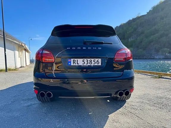 Porsche Cayenne 2011 photo 4