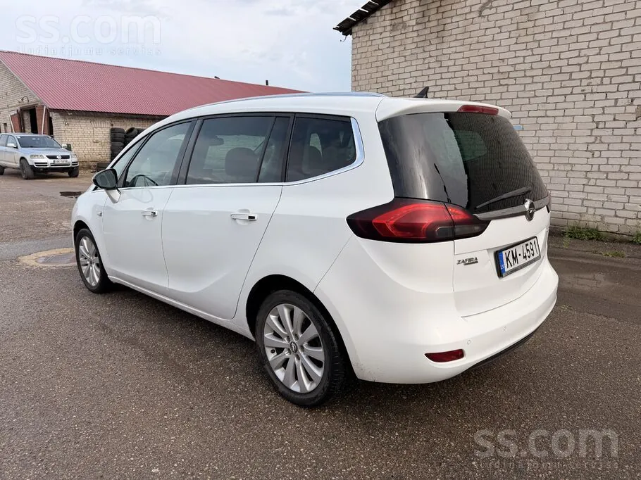 Opel Zafira 2012 photo 3
