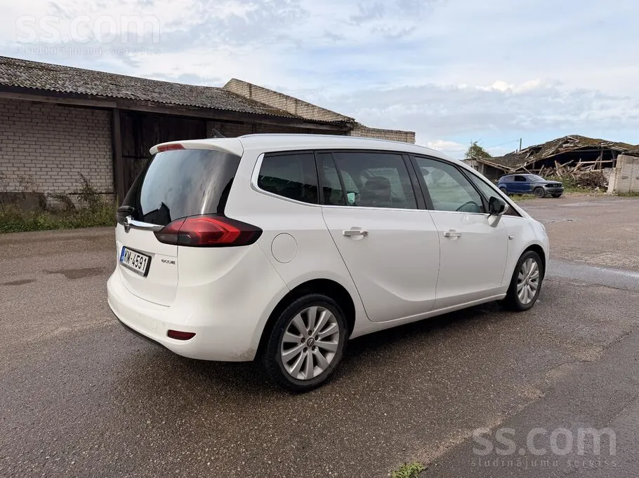 Opel Zafira 2012 photo 5
