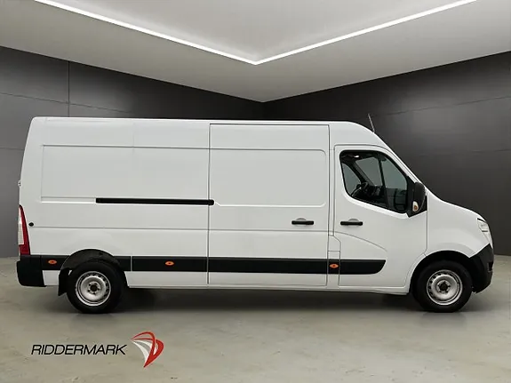Nissan Interstar 2022 photo 2