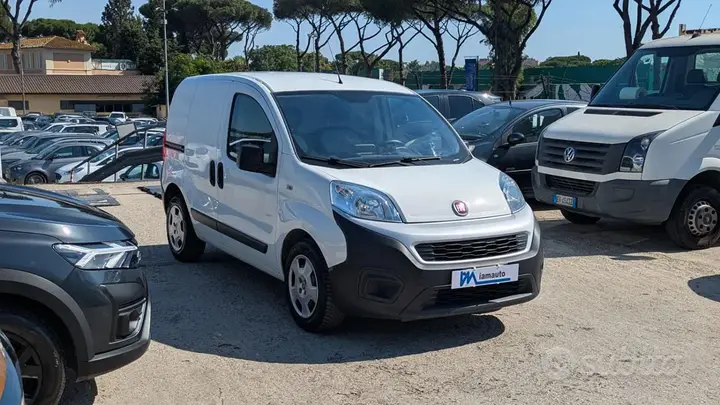 Fiat Fiorino 2021 photo 2
