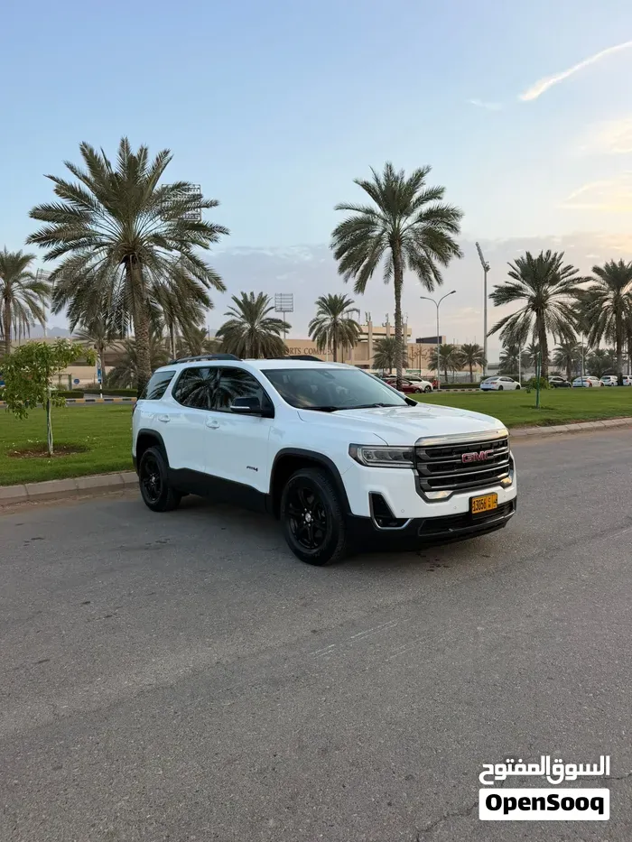 GMC Acadia 2022 photo 3